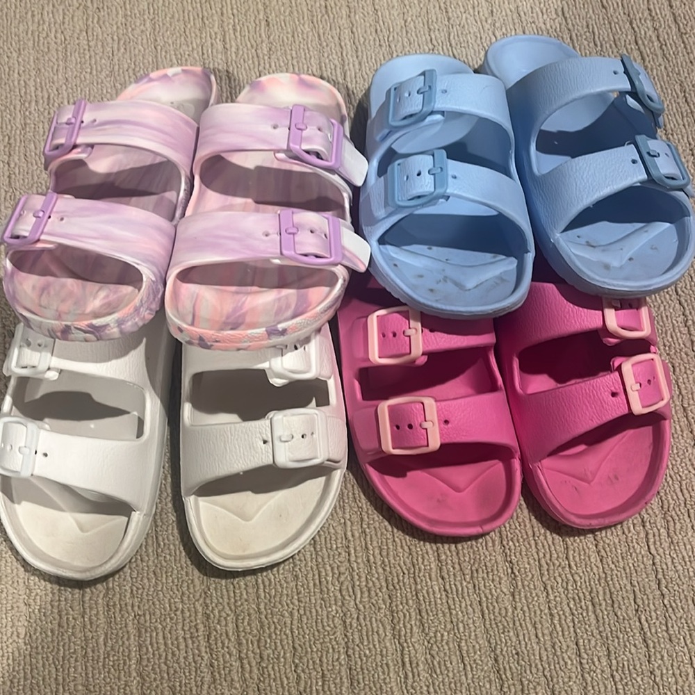 4 pairs of cat and jack slip on shoes